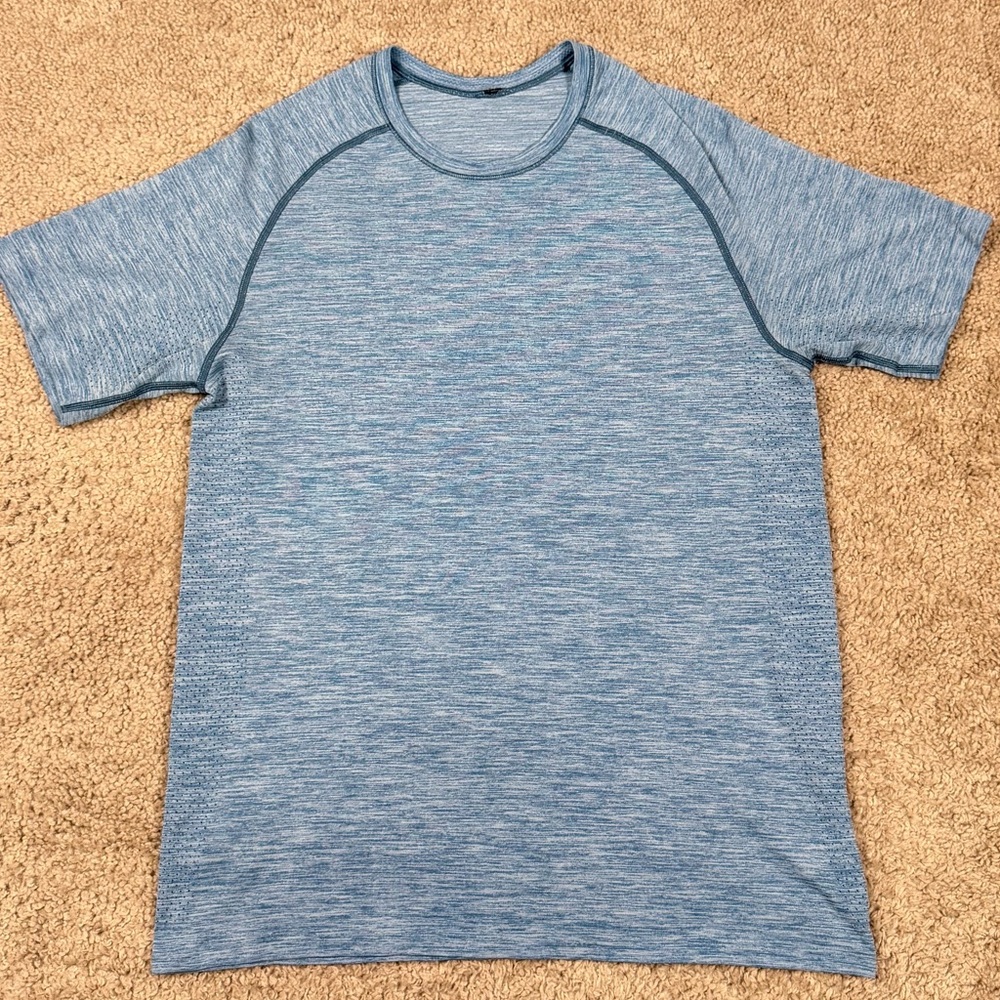Lululemon | Men’s Short Sleeve Performance Tee | Blue Mesh Training Shirt | M